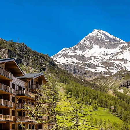Apartment Des Neiges C - 4 Pied De Pistes, Service Hotelier Inclus Mae-2578 *